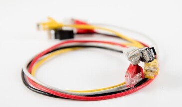 «Витая пара»: почему так называется, почему скручена и почему у нее разные цвета